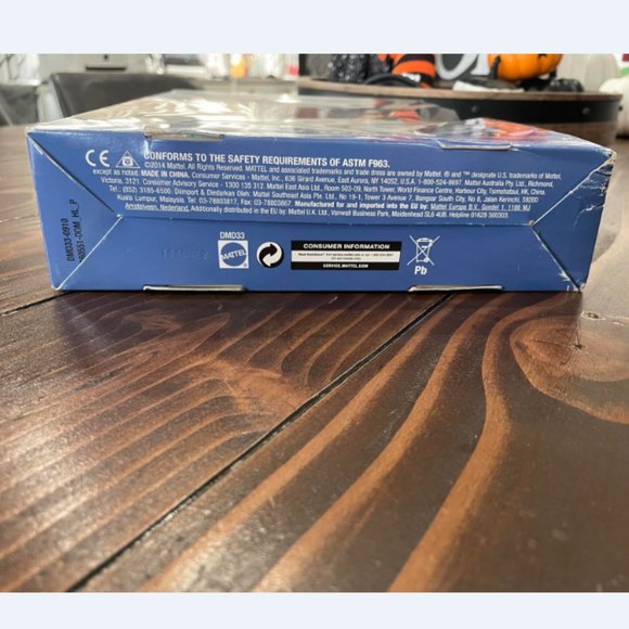 NEW 2014 Mattel Disney Frozen Ice Power Elsa Doll-Light Up Snowflake - Picture 10 of 13